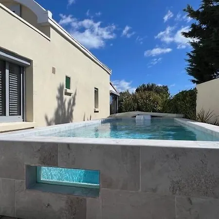 De Charme Avec Piscine Privée Au Sel Villa *